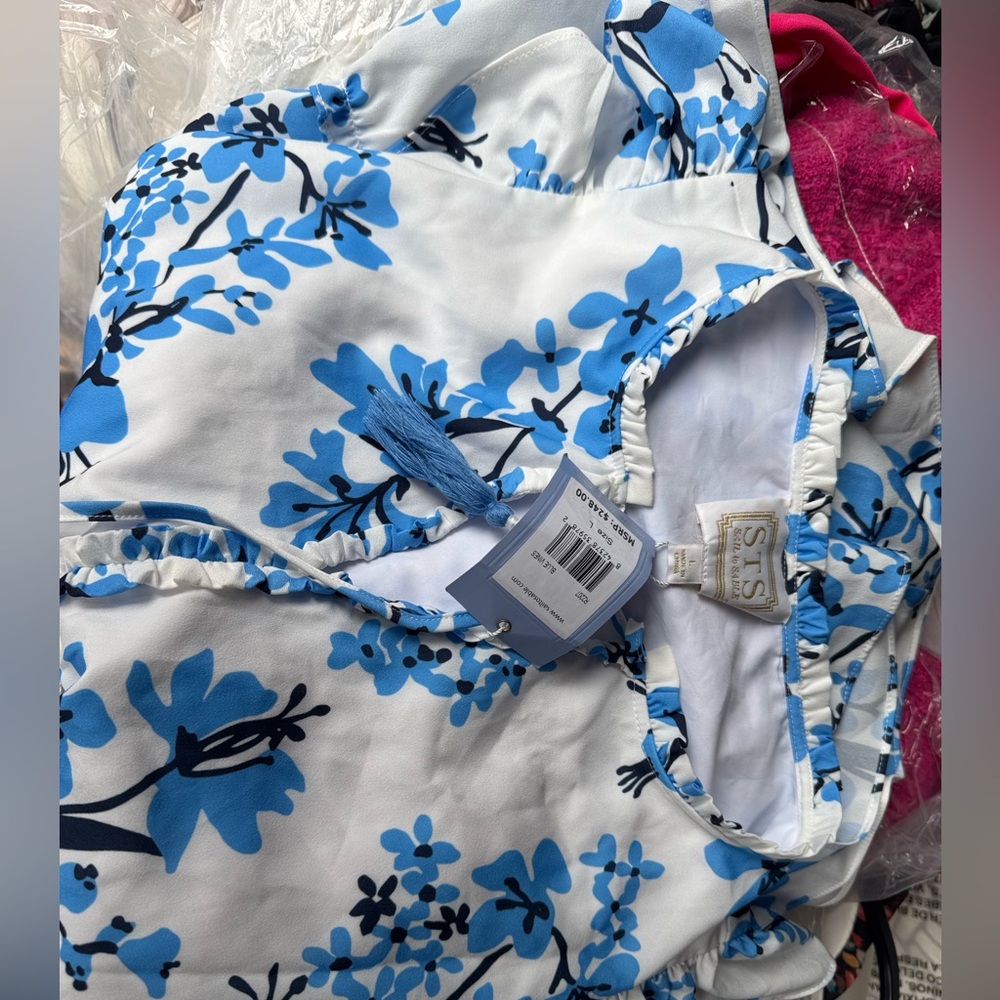 🎉LAST PIECE 🎉SAIL TO SABLE Flutter Sleeve Floral Midi Dress - Picture 6 of 9